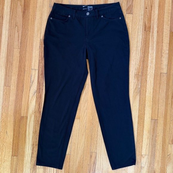 Sleek Nike black pants—everyday staple with a sporty edge 🖤 - Picture 2 of 8